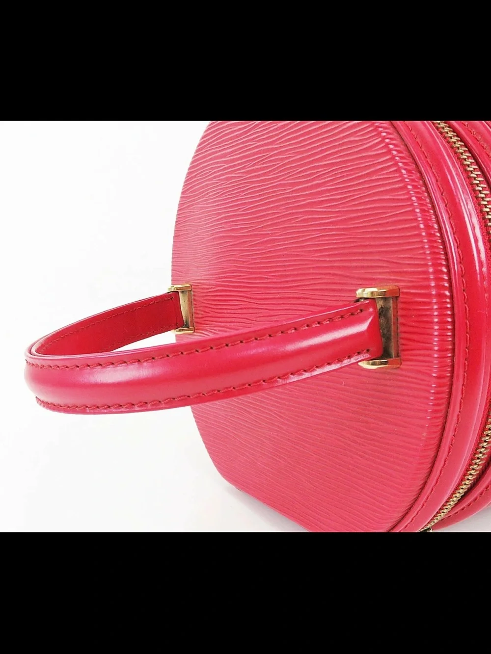 Louis Vuitton Pink Epi Leather Round Vanity Bag